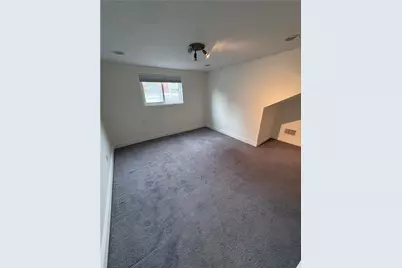 524 Edmond St, Pittsburgh, PA 15224 - Photo 10