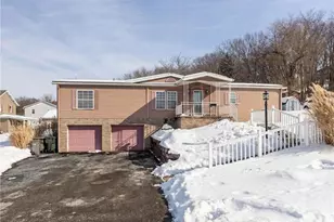 805 National Way, Ellwood City, PA 16117 - Photo 2