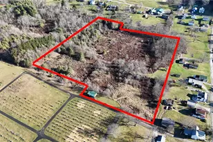 220 Evergreen St, Rural Valley Boro, PA 16249 - Photo 1