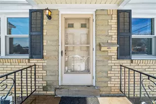 15 Glenview Ave, Greensburg, PA 15601 - Photo 2