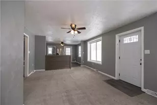 1026 Roosevelt Way, New Alexandria, PA 15670 - Photo 4