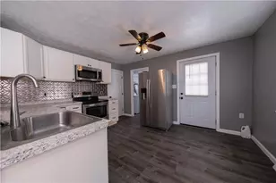 1026 Roosevelt Way, New Alexandria, PA 15670 - Photo 6