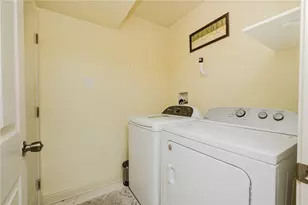 107 Sparrow Ln, Buffalo Township, PA 16055 - Photo 12