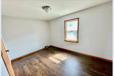 746 6th Avenue, Coraopolis, PA 15108 - Photo 8