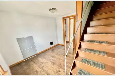 746 6th Avenue, Coraopolis, PA 15108 - Photo 10