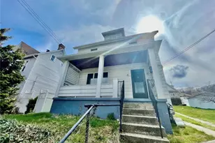 746 6th Ave, Coraopolis, PA 15108 - Photo 2