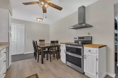126 Birch St, Beaver, PA 15009 - Photo 8