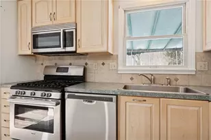 106 Autumn Dr, Trafford, PA 15085 - Photo 12