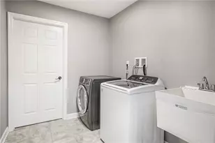 101 Spring Valley Dr, Jackson Township, PA 16063 - Photo 18