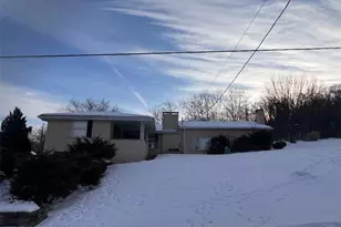 230 Ladysmith, Hempfield Township, PA 15672 - Photo 1