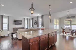 2035 Sir Patrick Dr, Cecil, PA 15057 - Photo 12