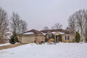 420 Rolling Hills Rd, Economy, PA 15042 - Photo 2