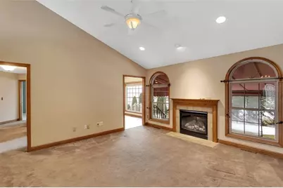 420 Rolling Hills Rd, Economy, PA 15042 - Photo 10