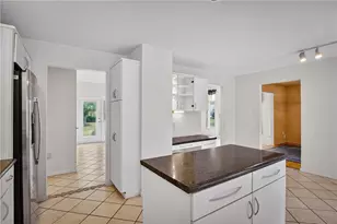 103 Village Dr, Cranberry Township, PA 16066 - Photo 14