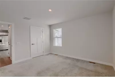 517 Coughton Cross Drive, Lancaster Township, PA 16037 - Photo 14