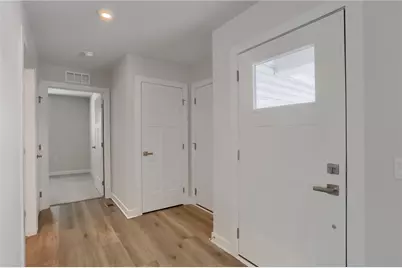 517 Coughton Cross Drive, Lancaster Township, PA 16037 - Photo 4