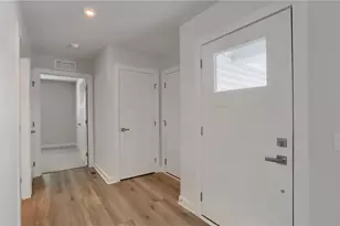 517 Coughton Cross Dr, Lancaster Township, PA 16037 - Photo 4