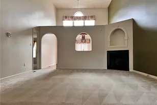 1108 Arrowhead Dr, South Strabane, PA 15301 - Photo 4