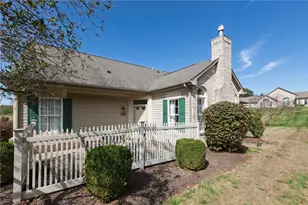 1153 Cobblestone Ln, Adams Township, PA 16059 - Photo 20