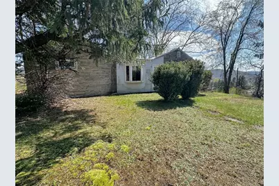 492 Brush Avenue, Greater Johnstown School District, PA 15906 - Photo 2