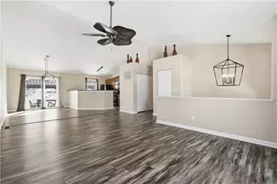 1897 Haflinger Dr, Irwin, PA 15642 - Photo 10