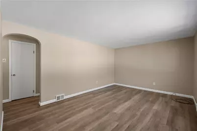 250 Horning Road, Bethel Park, PA 15102 - Photo 6