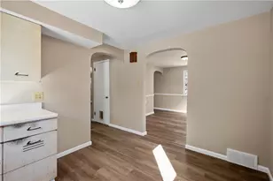 250 Horning Rd, Bethel Park, PA 15102 - Photo 10