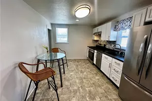 710 Locust St, Bridgeville, PA 15017 - Photo 1