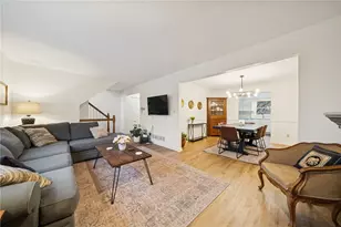 703 Cherry Blossom Ct, Delmont, PA 15626 - Photo 2