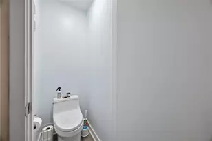 2206 Milligan Ave, Pittsburgh, PA 15218 - Photo 16