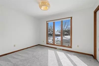 605 Bristol Pl, Cranberry Township, PA 16066 - Photo 18