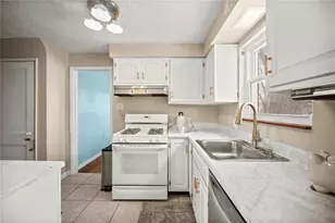 2079 Spring Valley Rd, Scott Township, PA 15243 - Photo 16