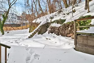 22 Eleanor St, Pittsburgh, PA 15203 - Photo 26