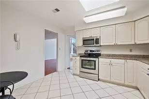 100 Denniston St, Pittsburgh, PA 15206 - Photo 12