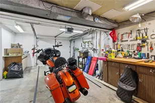 670 Circle Dr, Rostraver, PA 15012 - Photo 34