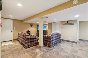 670 Circle Dr, Rostraver, PA 15012 - Photo 30