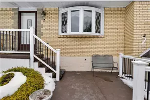 2 Hallmark Dr, Pittsburgh, PA 15235 - Photo 6