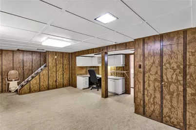 2 Hallmark Drive, Pittsburgh, PA 15235 - Photo 28