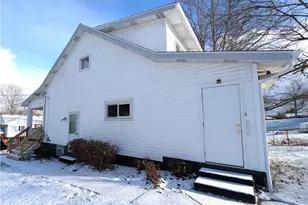 752 Crawford Rd, East Bethlehem, PA 15333 - Photo 4