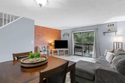 203 Woodhaven Dr, Seven Fields Boro, PA 16046 - Photo 18