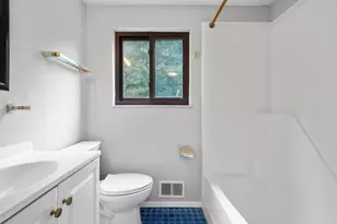 214 Wedgewood Dr, Pittsburgh, PA 15227 - Photo 18