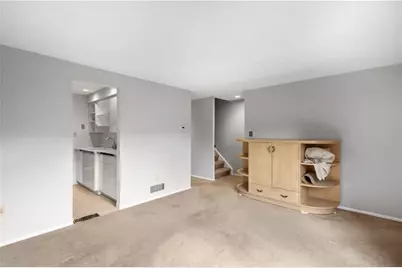 214 Wedgewood Dr, Pittsburgh, PA 15227 - Photo 6