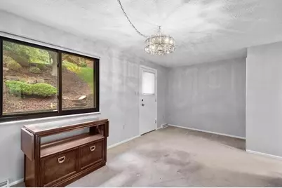 214 Wedgewood Dr, Pittsburgh, PA 15227 - Photo 12