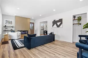 469 Kenmont Ave, Pittsburgh, PA 15228 - Photo 4