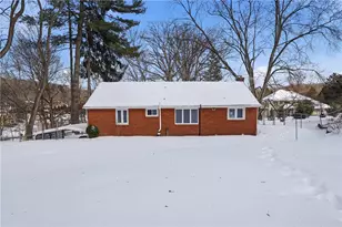 2393 Brandt School Rd, Pittsburgh, PA 15237 - Photo 4