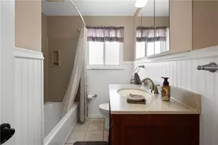 1740 Malor Dr, Pittsburgh, PA 15227 - Photo 18