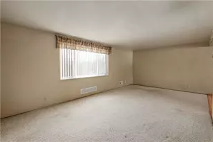 1740 Malor Dr, Pittsburgh, PA 15227 - Photo 8