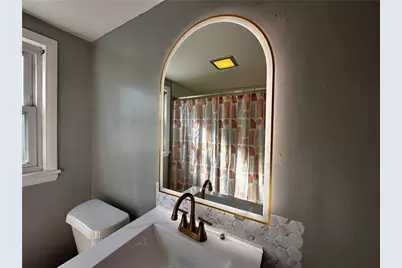 604 Centennial St, New Castle, PA 16101 - Photo 8