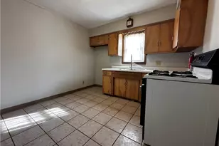 604 Centennial St, New Castle, PA 16101 - Photo 10