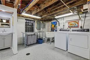 516 Roslyn Pl, Pittsburgh, PA 15232 - Photo 38